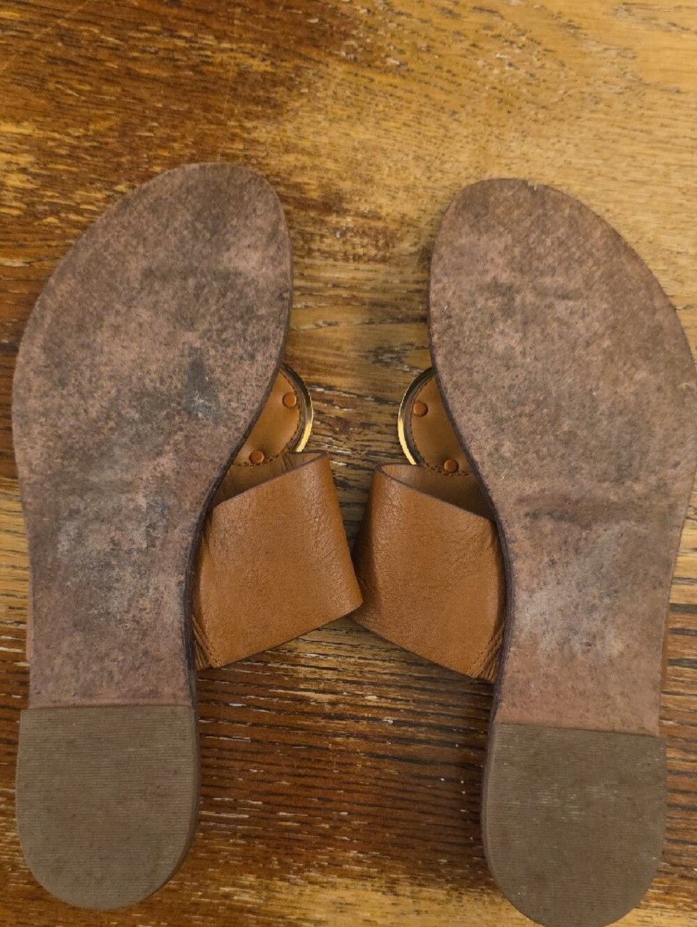 TORY BURCH PATOS DISK TAN ALL LEATHER FLAT THONGS FLIP FLOP SANDALS SIZE 9 BROWN - Picture 4 of 16